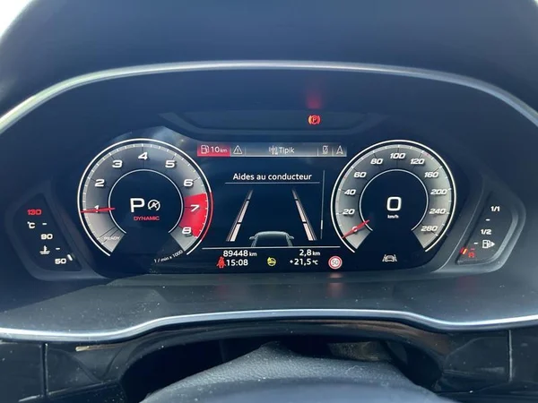 AUDI Q3 Sportback (2023) — foto 8 van 35