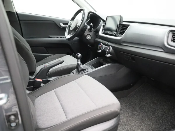 Kia Stonic (2022) — foto 24 van 34