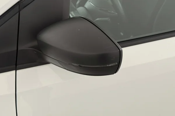 Volkswagen Up! (2022) — foto 22 van 33