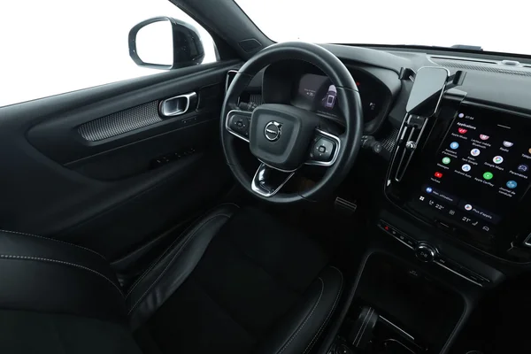 Volvo XC40 (2021) — foto 4 van 16