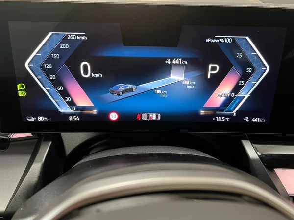 BMW i5 (2024) — foto 7 van 29
