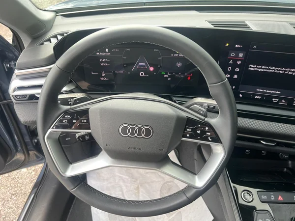 AUDI A5 Avant (2025) — foto 6 van 24