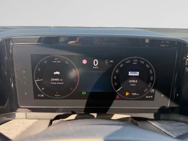 SKODA Kodiaq (2024) — foto 5 van 22