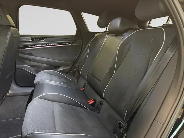 VOLKSWAGEN ID.7 Tourer (2025) — foto 14 van 20