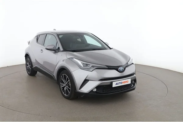 Toyota C-HR (2018) — foto 14 van 16