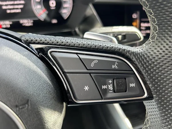 AUDI A3 Sportback (2024) — foto 26 van 34