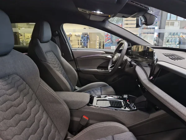 AUDI A6 Avant e-tron (2026) — foto 4 van 17
