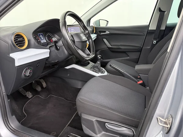 SEAT Arona (2022) — foto 2 van 24