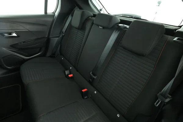 Peugeot 208 (2021) — foto 5 van 16