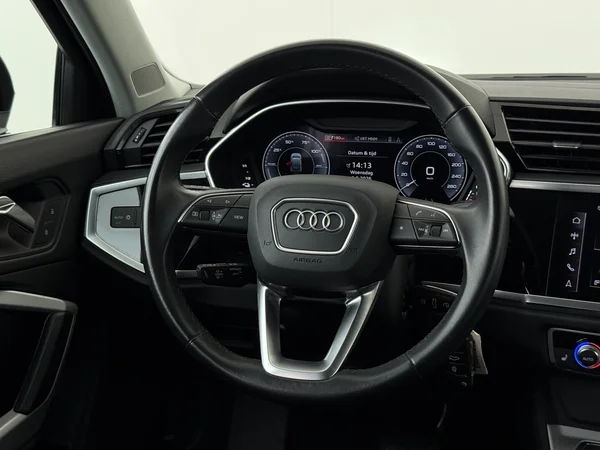 AUDI Q3 (2022) — foto 14 van 31