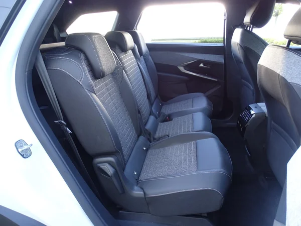 Peugeot 5008 (2025) — foto 8 van 30