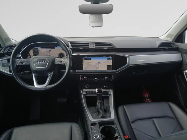 AUDI Q3 Sportback PHEV (2023) — foto 8 van 21