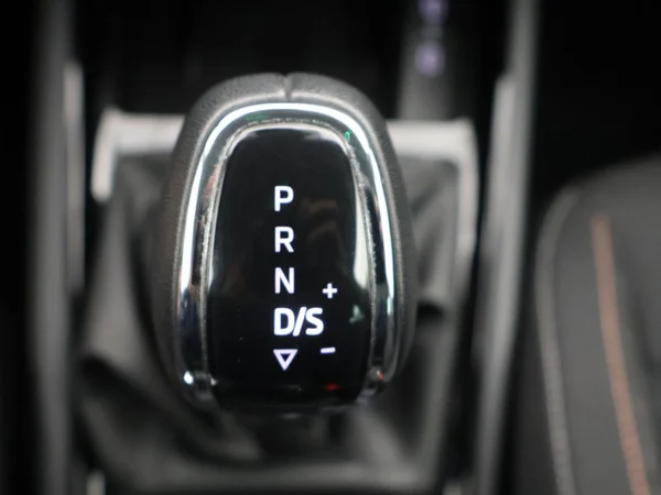 SKODA Kamiq (2024) — foto 10 van 28