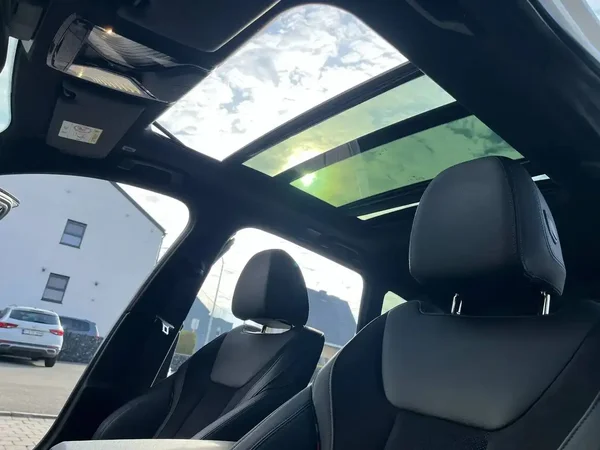 Bmw 330 (2022) — foto 2 van 23