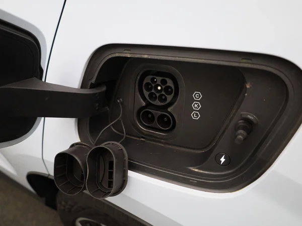 Volvo EX30 (2024) — foto 9 van 48
