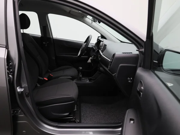 Kia Picanto (2022) — foto 24 van 37