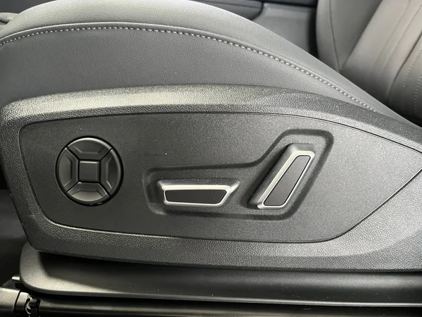 AUDI Q3 Sportback e-hybrid (PHEV) (2025) — foto 9 van 24