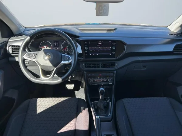 VOLKSWAGEN T-Cross (2020) — foto 6 van 31