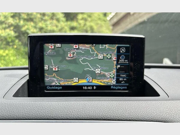 Audi Q3 (2018) — foto 8 van 23