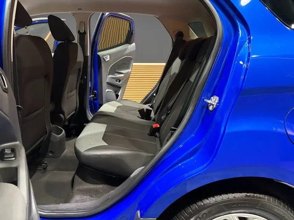Ford Ecosport (2017) — foto 7 van 20