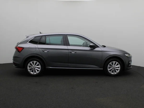 SKODA Scala (2025) — foto 9 van 14