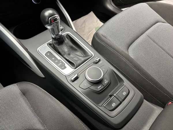 Audi Q2 (2018) — foto 5 van 22