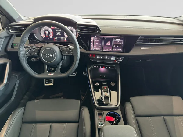 AUDI A3 Alltstreet (2025) — foto 8 van 20