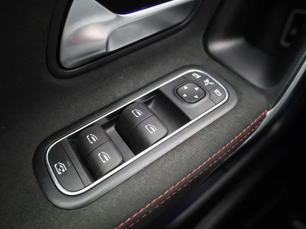 Mercedes-Benz A-Klasse (2021) — foto 16 van 41