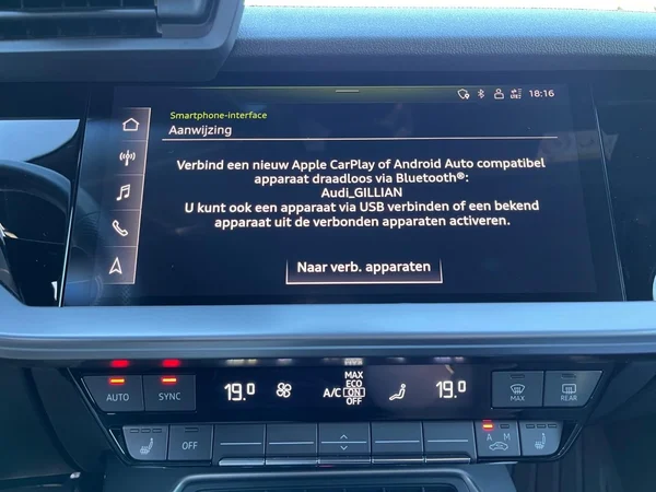 AUDI A3 Sportback (2023) — foto 3 van 22