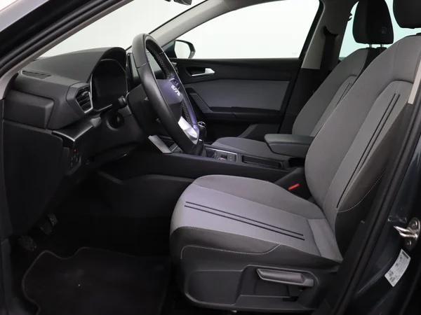 SEAT Leon (2023) — foto 4 van 27