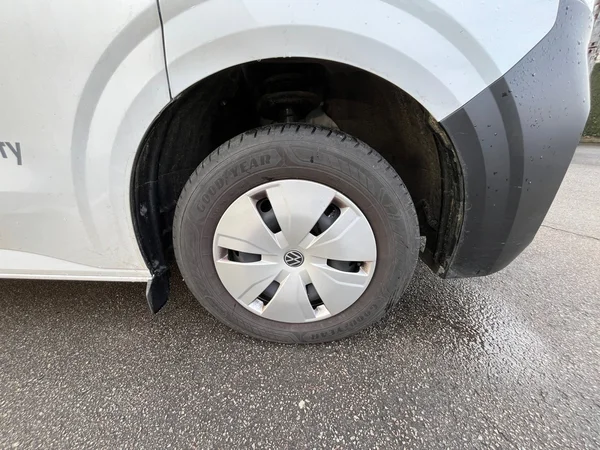 VOLKSWAGEN Transporter T7 28 Fou Lwb (2025) — foto 3 van 24