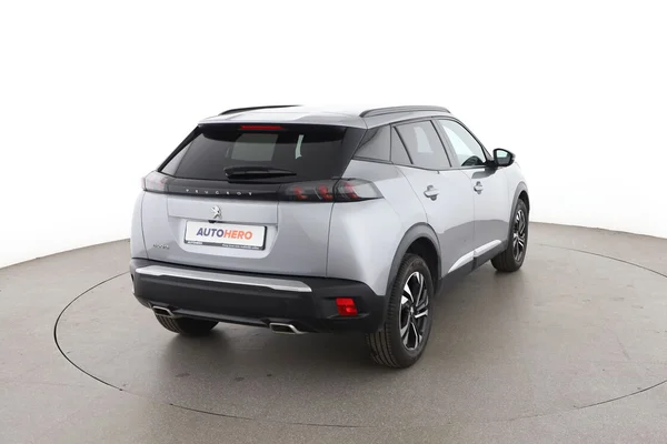 Peugeot 2008 (2008) — foto 12 van 16