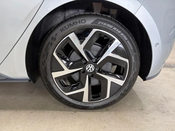 VOLKSWAGEN ID.3 Neo (2026) — foto 18 van 25