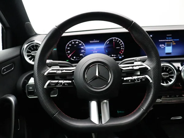 Mercedes-Benz A-Klasse (2023) — foto 9 van 32