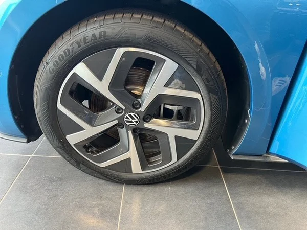 VOLKSWAGEN ID.3 (2023) — foto 9 van 11