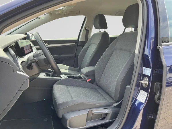 VOLKSWAGEN Golf VIII SW (2021) — foto 18 van 22