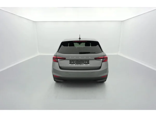 SKODA Fabia (2022) — foto 8 van 36
