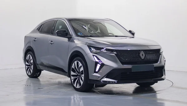 Renault Rafale E-TECH (HEV) (2025) — foto 43 van 45