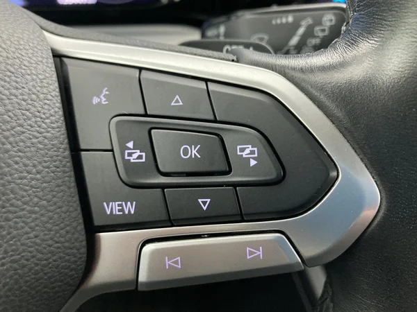 VOLKSWAGEN Golf Variant VIII (2021) — foto 4 van 36