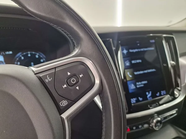 Volvo V60 (2022) — foto 4 van 17
