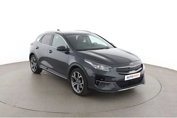 Kia XCeed (2021) — foto 14 van 16