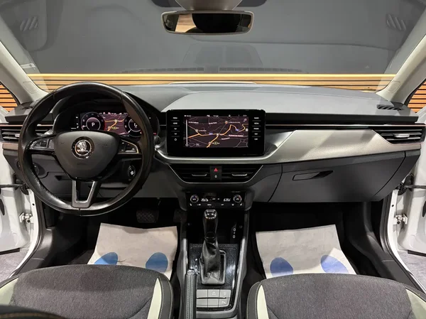 Skoda Kamiq (2020) — foto 3 van 26