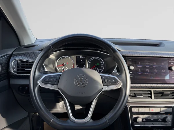 VOLKSWAGEN T-Cross (2021) — foto 10 van 11