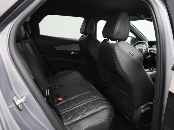 Peugeot 3008 (2023) — foto 36 van 49