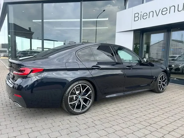 Bmw 518 (2021) — foto 8 van 18