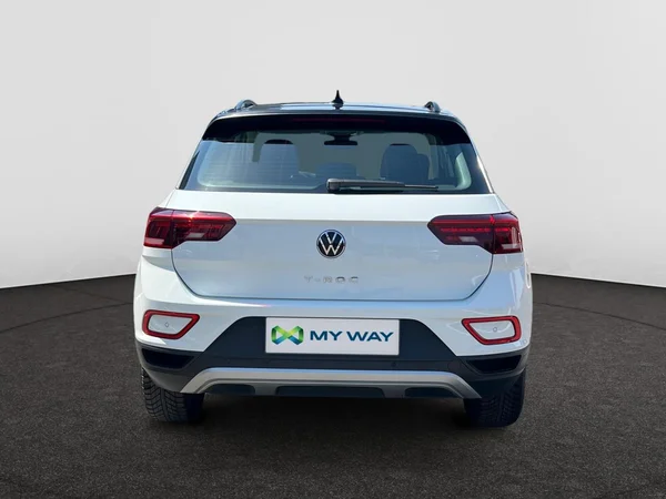 VOLKSWAGEN T-Roc (2023) — foto 19 van 24