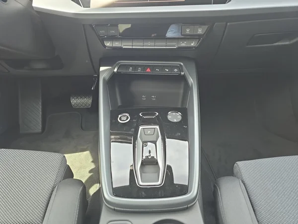 AUDI A3 Sedan (2026) — foto 18 van 18