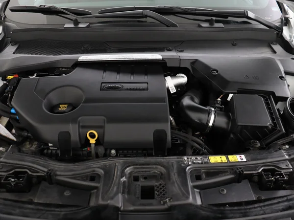 Land Rover Discovery Sport (2023) — foto 6 van 31