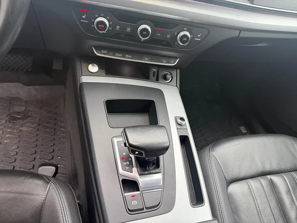 AUDI Q5 Dsl (2022) — foto 6 van 21