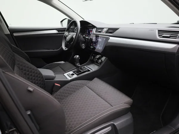 Škoda Superb (2024) — foto 32 van 40